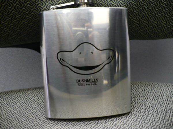 laser marking stainless steel flask